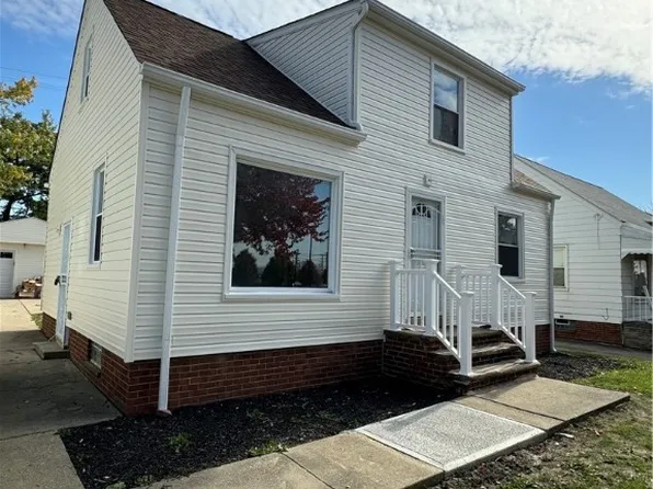4339 E 167th St, Cleveland, OH 44128