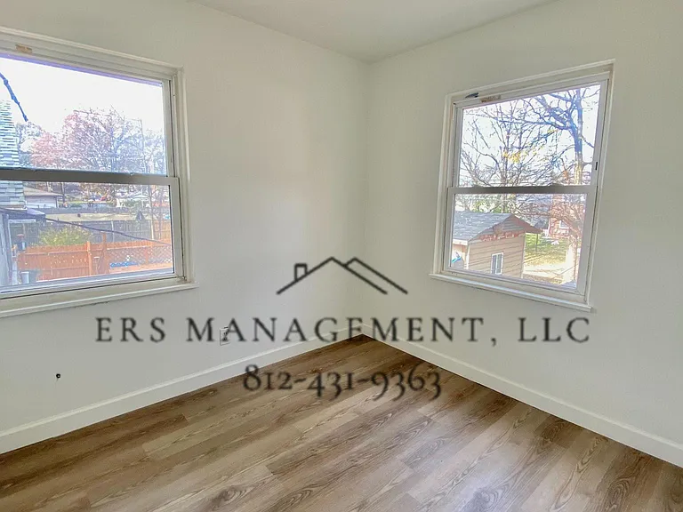 1422 Adams Ave #B — Photo 8