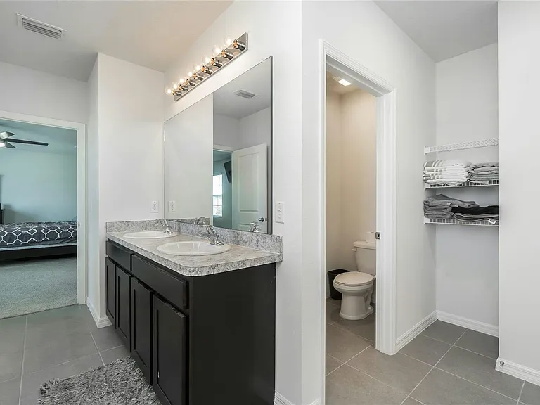 10008 Jadite Pl — Photo 15