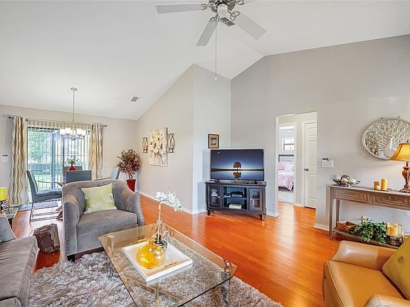 3rd image of 4535 NW 34th Pl