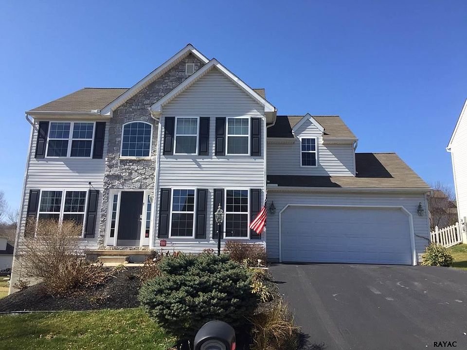2nd image of 9 Eagleton Dr