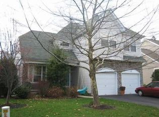 7 Hay Barrick Rd, Whitehouse Station, NJ 08889