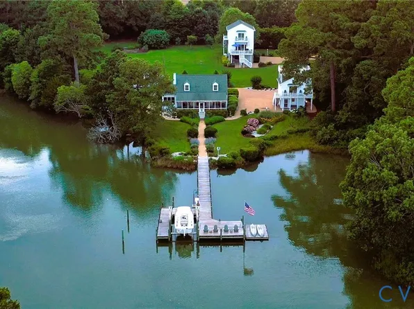 404 Myrtle Grove Ln, Bohannon, VA 23021