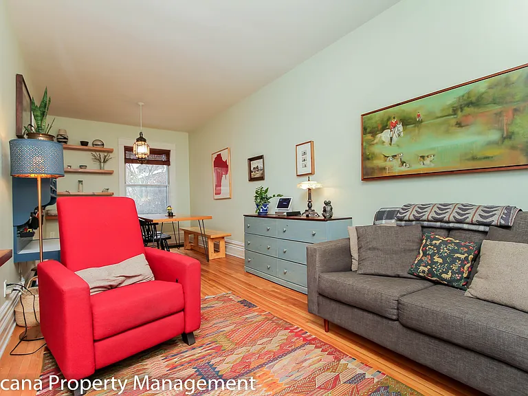 165 Irving Ave — Photo 9