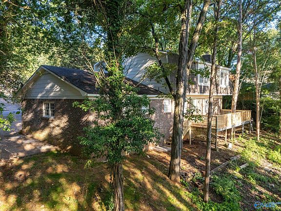 3rd image of 11202 Suncrest Dr SE