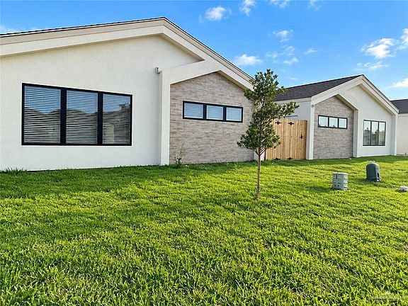 2nd image of 2701 Brownjay Rd #4
