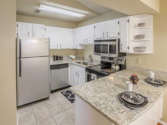 3rd image of 6601 Willow Pointe NW APT C