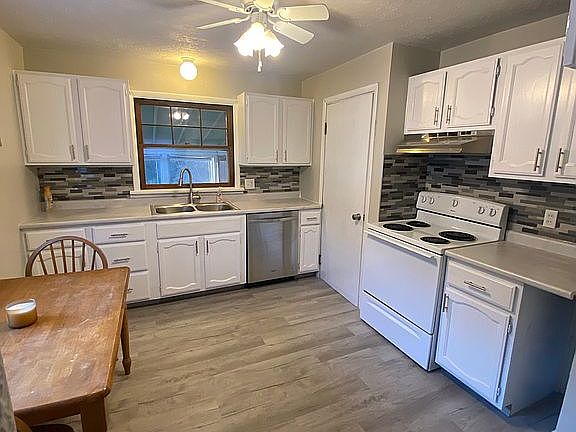 2nd image of 214 Herbster St