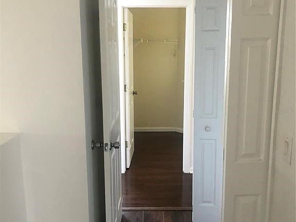 3rd image of 532 Westpoint Garden Cir