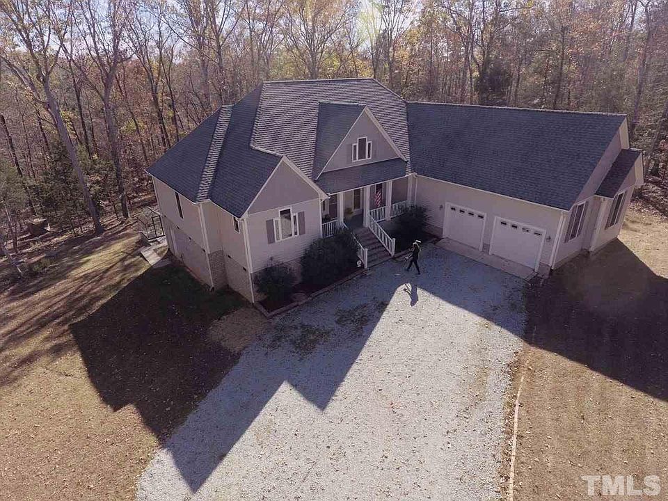 1st image of 3407 E Thomasview Dr