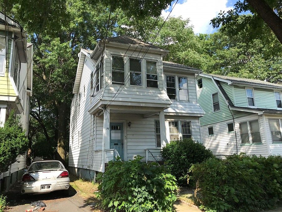 2nd image of 79 Campfield St