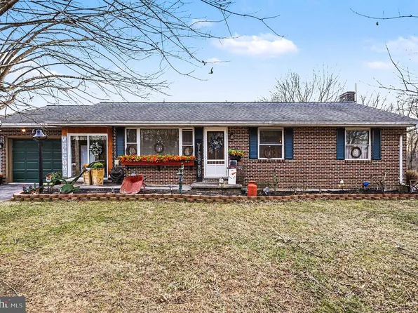 1245 Harney Rd, Littlestown, PA 17340