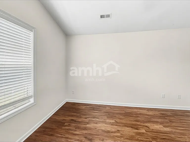 10502 Glory Meadow Ct — Photo 9