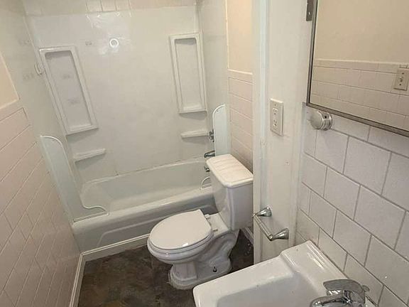 3rd image of 339 E Main St