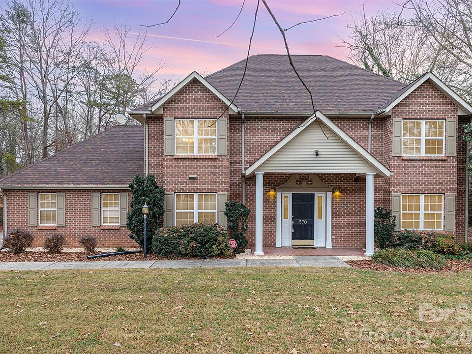 1st image of 570 29th Avenue Dr NW
