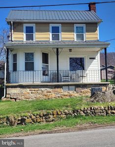 22218 Main St, Doylesburg, PA, 17219