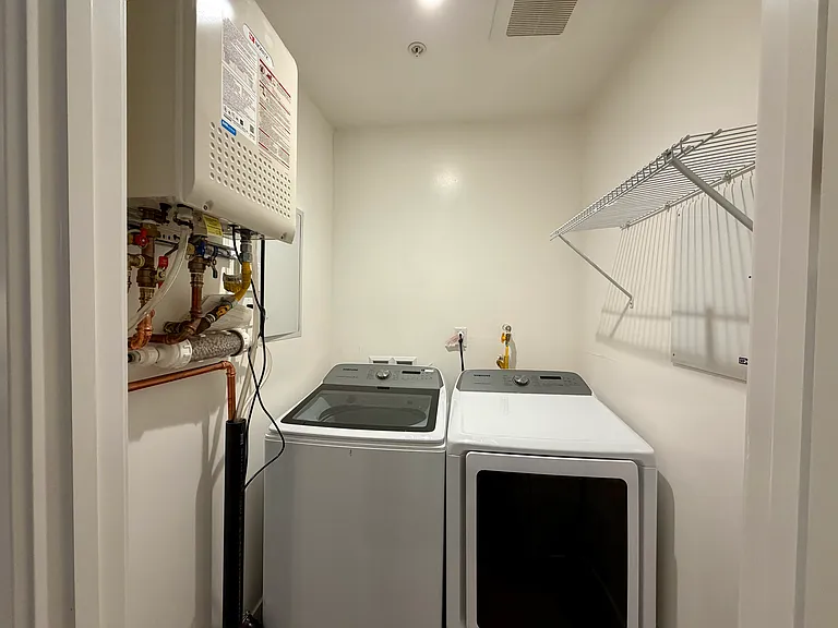 In-Unit Laundry