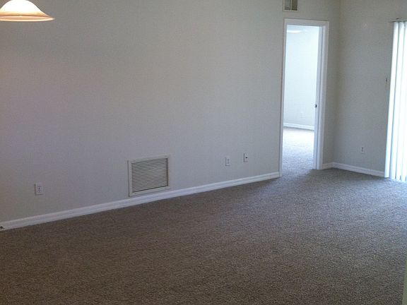 3rd image of 277 Poinciana Ave #1