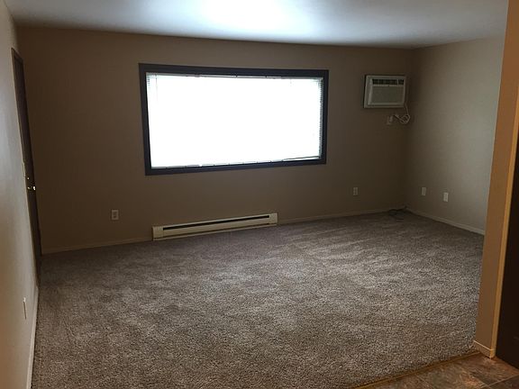 5th image of 520 W Linwood Ave