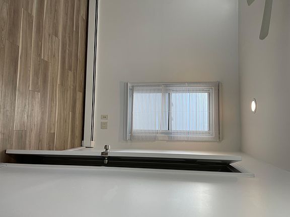 3rd image of 8838 240th St Floor 2