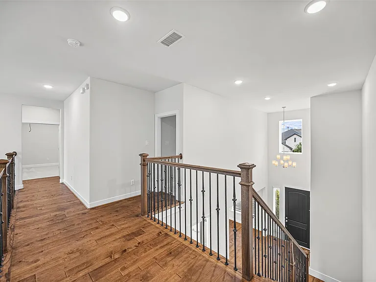 4627 Clear Creek Dr — Photo 14