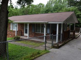 400 Crystal Dr, Hays, NC 28635