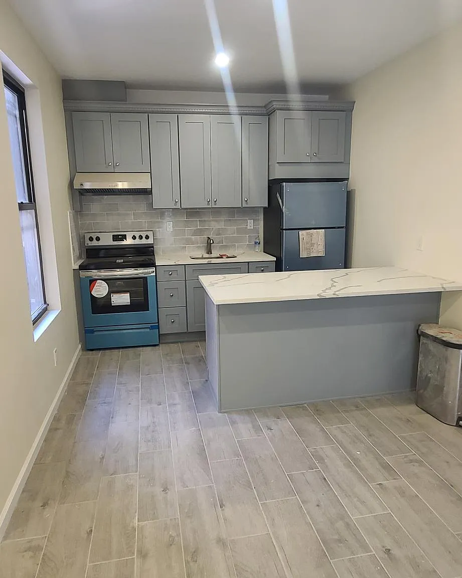 2 bed, $1,800 — Photo 1