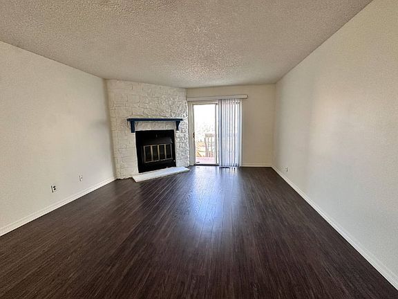 3rd image of 9559 W Coal Mine Ave APT B