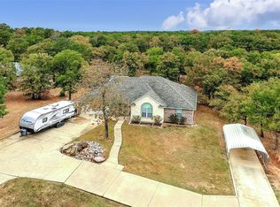 207 Square Dance Rd, Denison, TX 75021
