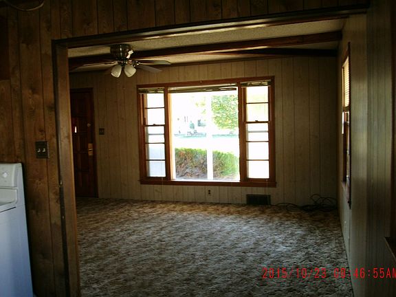 Ward - LR south wall