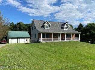 181 Mott Rd, Beach Lake, PA 18405