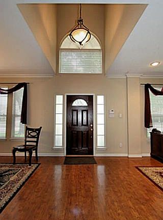 2nd image of 501 Lancashire Dr