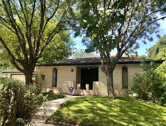 2nd image of 7031 Forest Crest St N