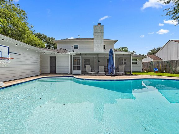 2nd image of 2723 Stetson Ln