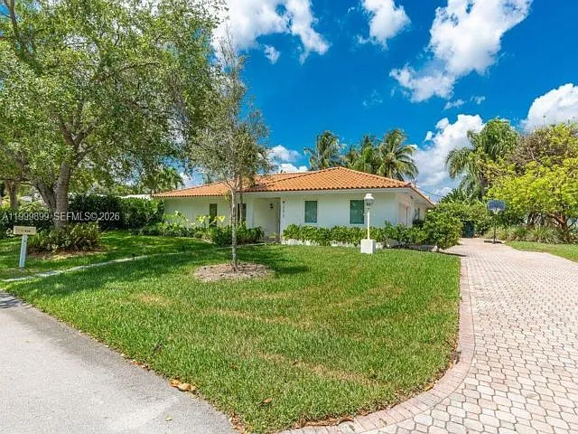 14610 Tarpon Dr — Photo 6