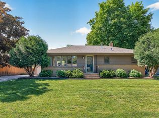 1056 Glenhill Rd, Shoreview, MN 55126