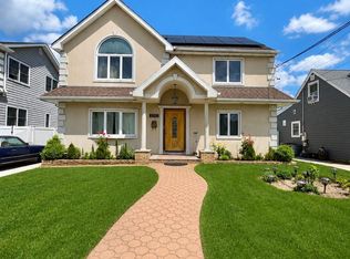 3311 2nd Street, Oceanside, NY 11572