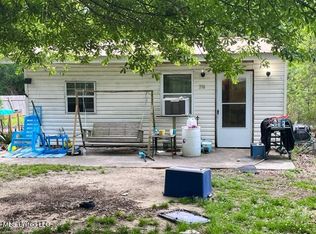 216 George Mitchell Rd, Carriere, MS 39426