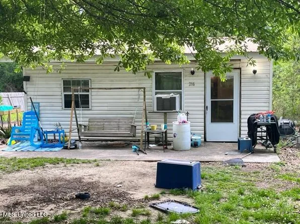 216 George Mitchell Rd, Carriere, MS 39426