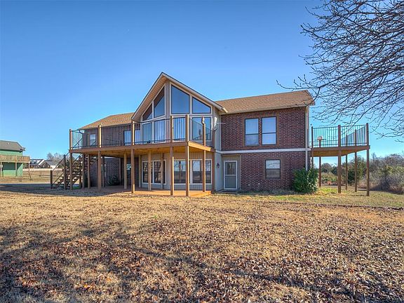3rd image of 30280 Stephens Dr