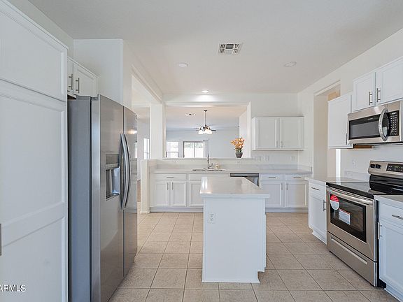 2nd image of 5432 W PARK Street