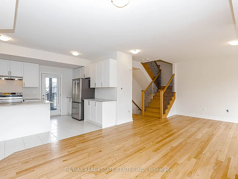 3 Marvin Ave — Photo 10