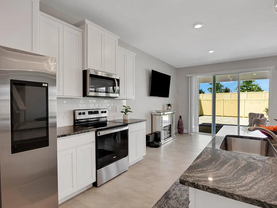 5312 Grove Mill Loop
