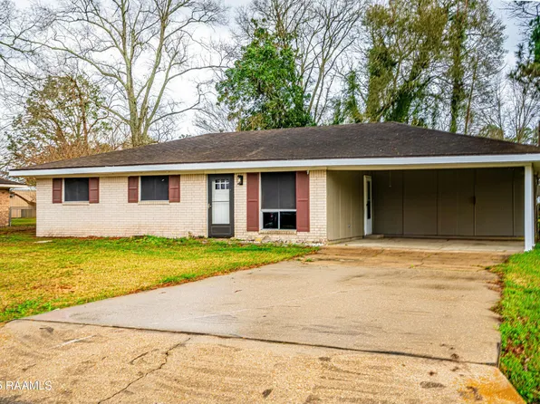 112 Kentwood Dr, Carencro, LA 70520