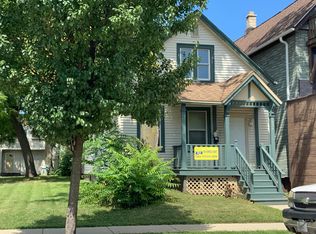 1826 W State St, Milwaukee, WI 53233