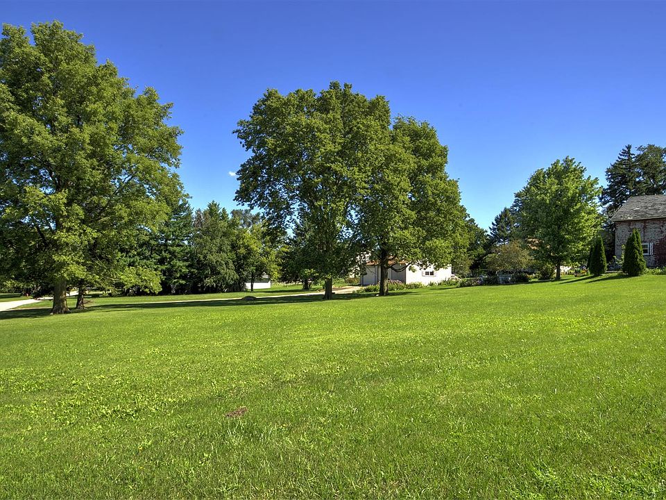 2nd image of 2ND St Lot W