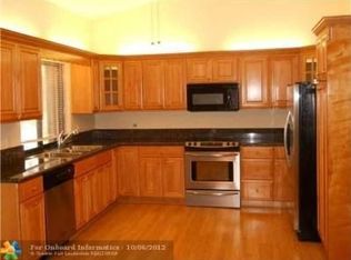 5711 Cloverdale Ct, Davie, FL 33331