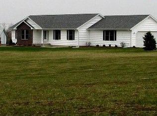 21652 Bluegrass Rd, Ottumwa, IA 52501