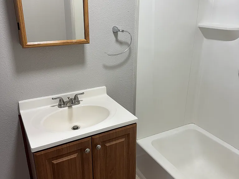 2820 E 8th St #2820 — Photo 6