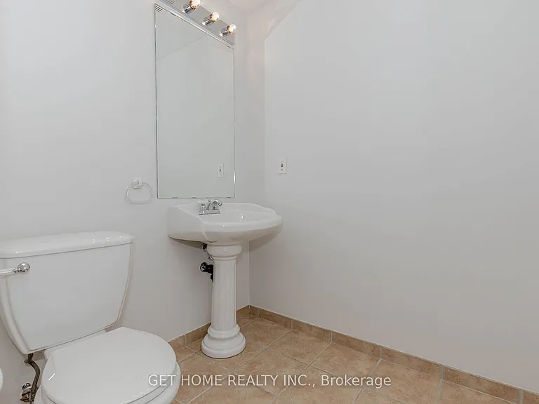 5180 Blue Spruce Ave — Photo 44